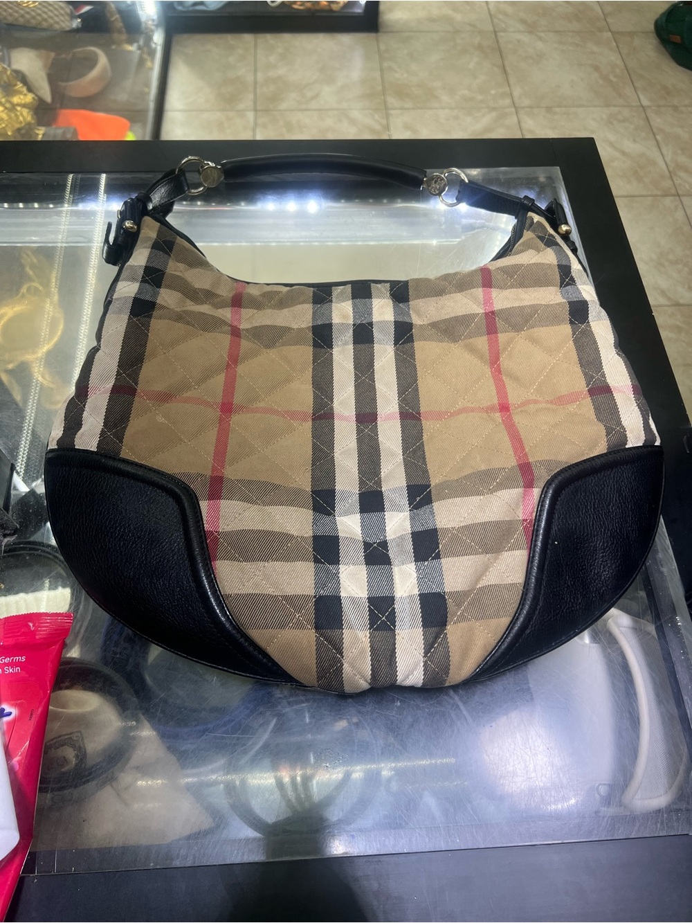 Burberry Beige Check Shoulder Bag with Black Leather Trim and Red Accent - Picture 2 of 15